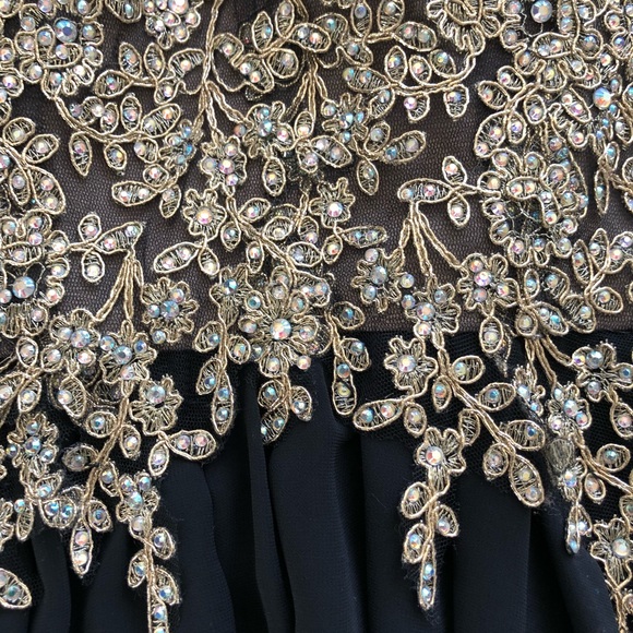 Prom Dress - Picture 4 of 5